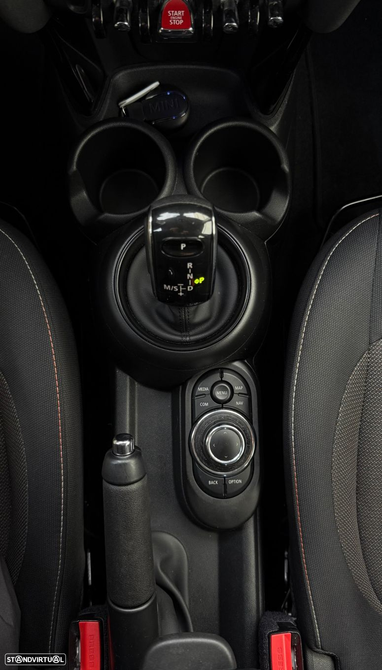 MINI 5 Portas Cooper Resolute Edition Auto - 21