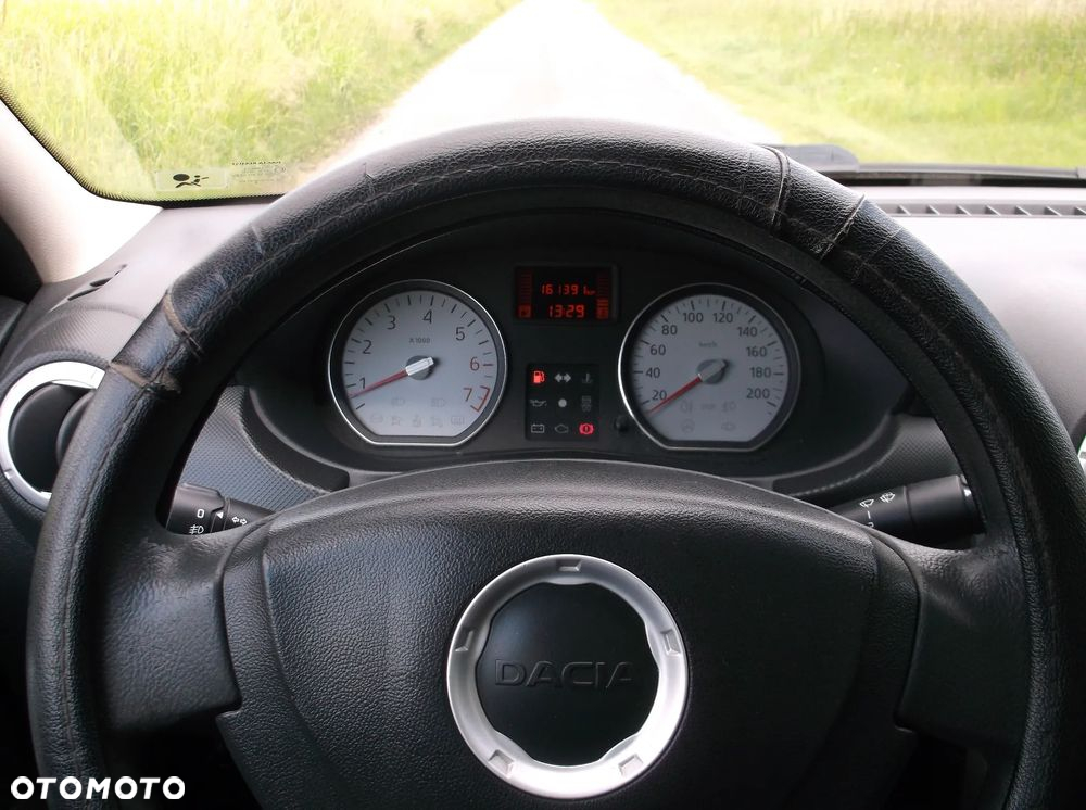 Dacia Logan MCV 1.6 Laureate - 17