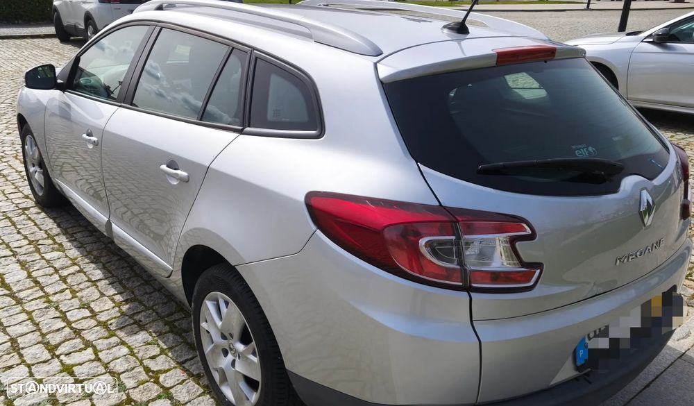 Renault Mégane Sport Tourer 1.5 dCi Dynamique - 4