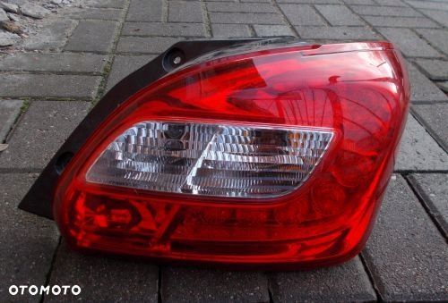 MITSUBISHI SPACE STAR II LIFT LAMPA TYLNA PRAWA EU - 3