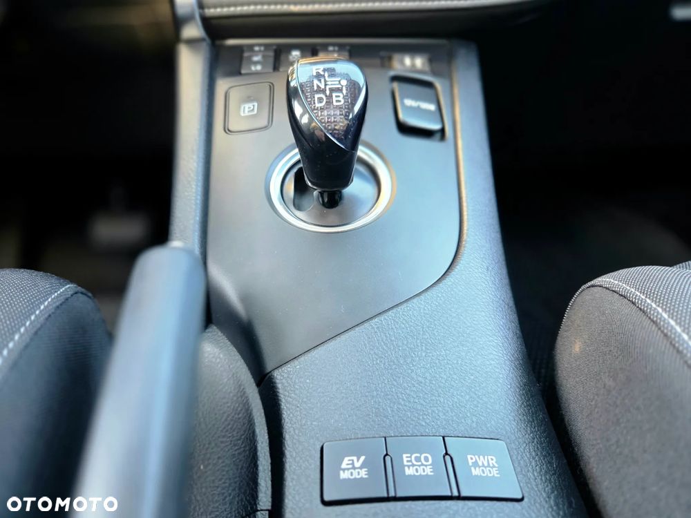 Toyota Auris - 28