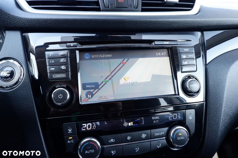Nissan Qashqai 1.6 dCi Xtronic N-Connecta - 20