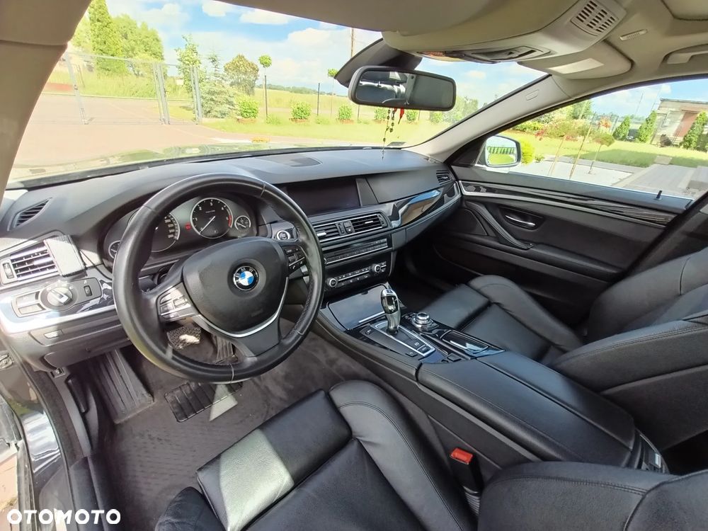 BMW Seria 5 - 34