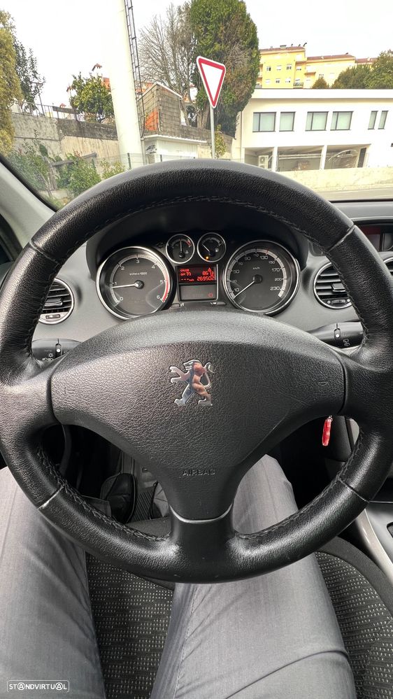 Peugeot 308 SW 1.6 HDi Premium CVM6 - 13