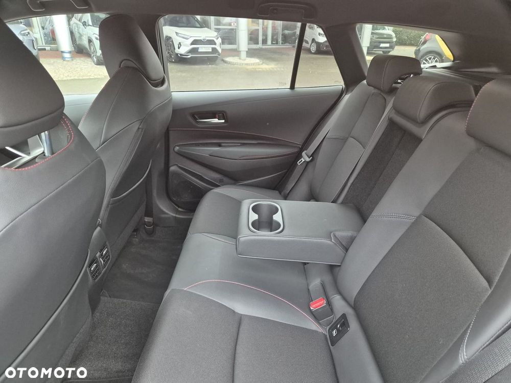 Toyota Corolla 2.0 Hybrid GR Sport - 12