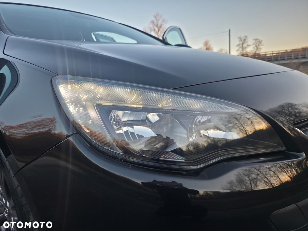 Opel Astra - 25