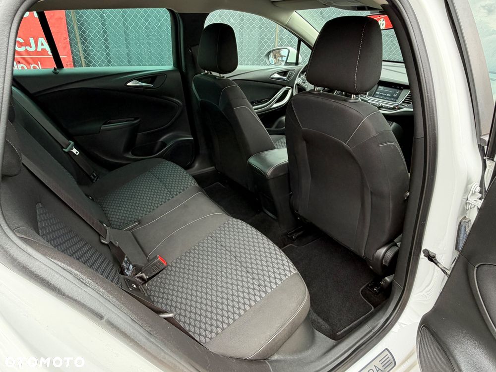 Opel Astra 1.4 Turbo Start/Stop Business - 10