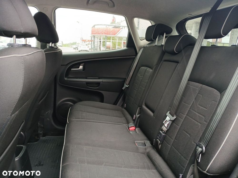 Kia Venga 1.6 M - 14