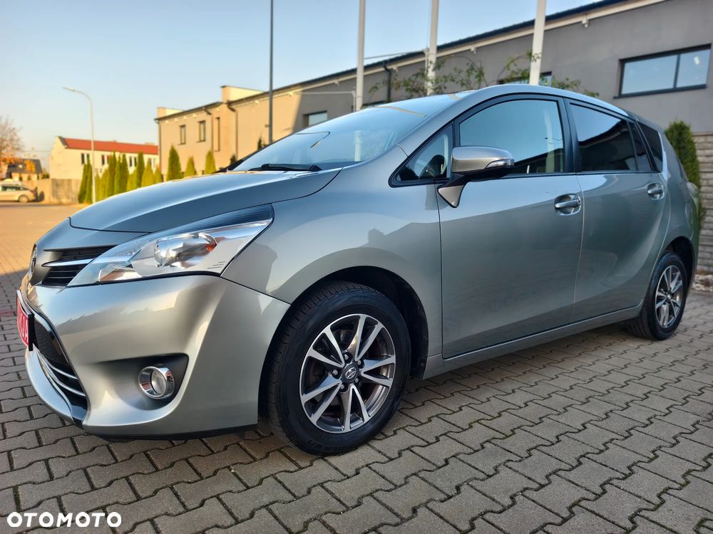 Toyota Verso 1.8 7-Sitzer Skyview Edition - 36