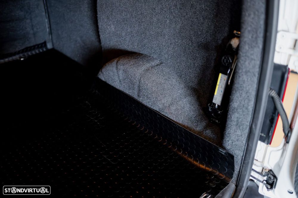 VW Caddy 2.0 TDi BM Trendline - 15