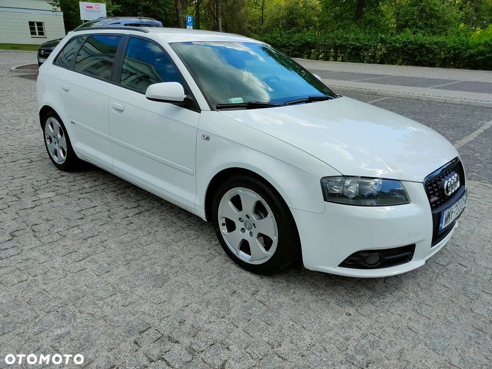 Audi A3 Sportback - 3