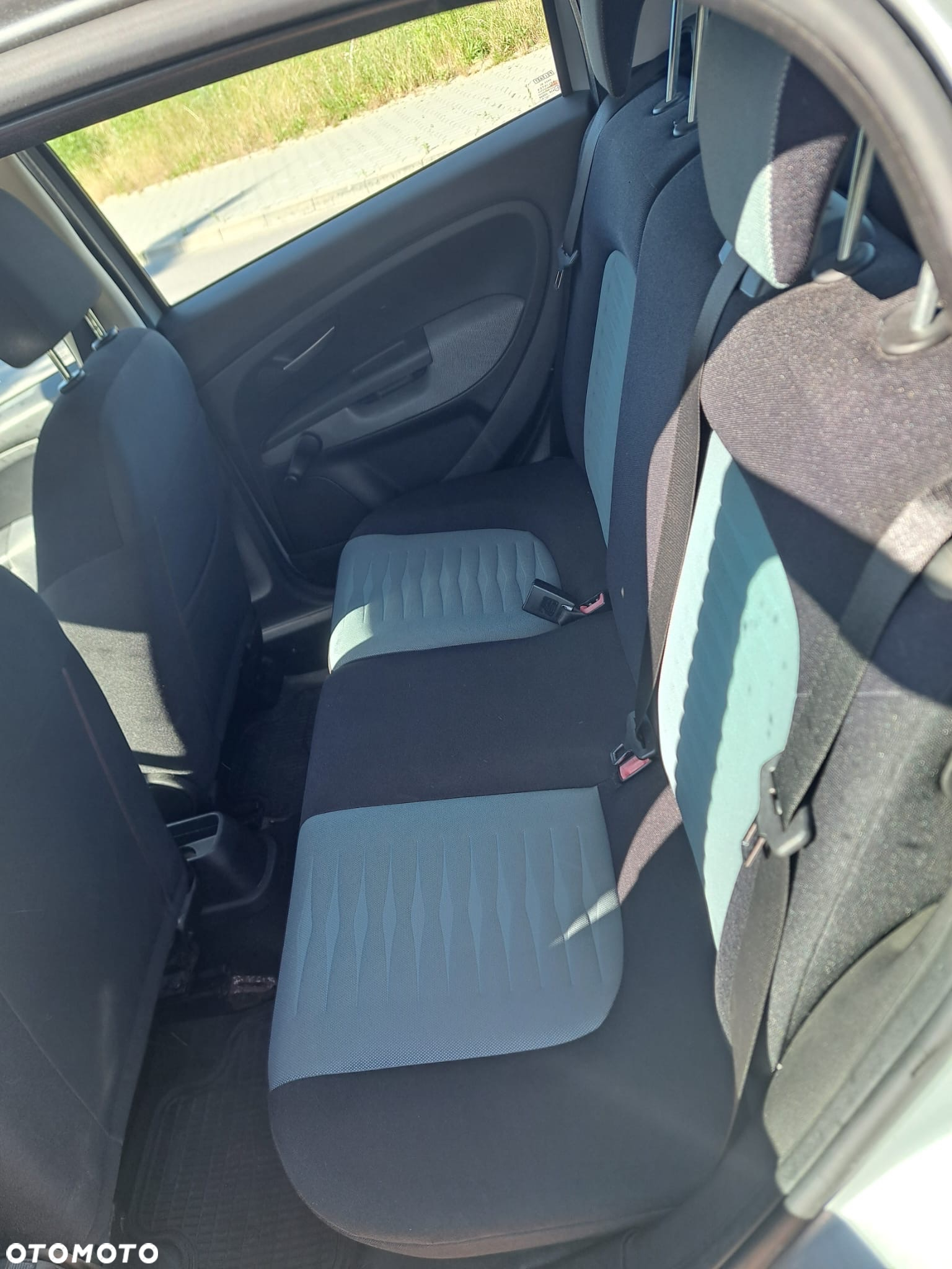 Fiat Grande Punto - 8