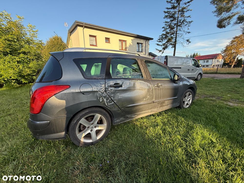 Peugeot 308 1.6 HDi Premium - 4