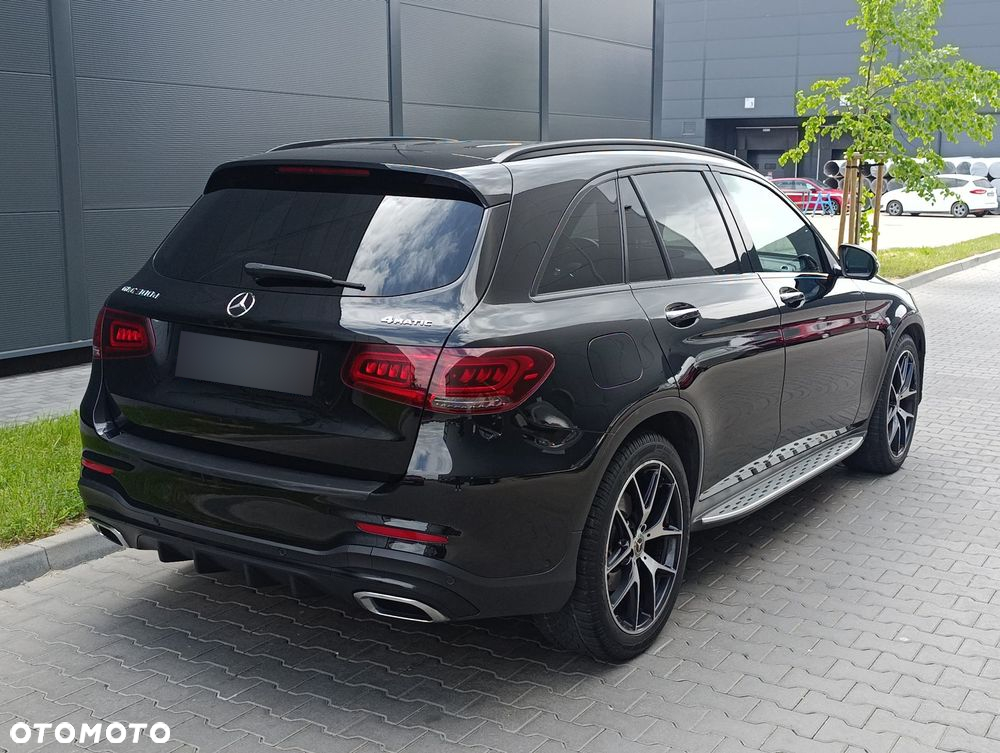 Mercedes-Benz GLC 300 d 4-Matic - 10