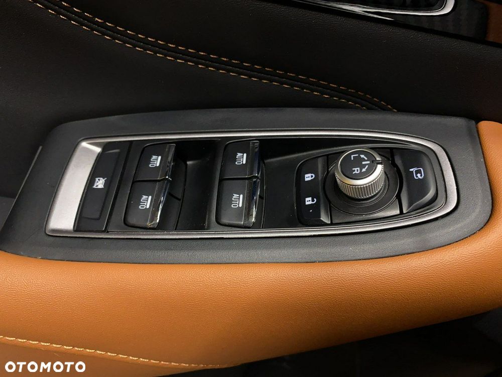Subaru Outback - 38