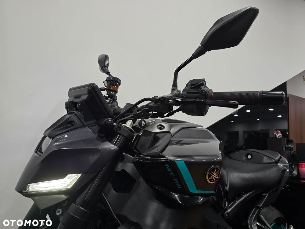 Yamaha MT - 18