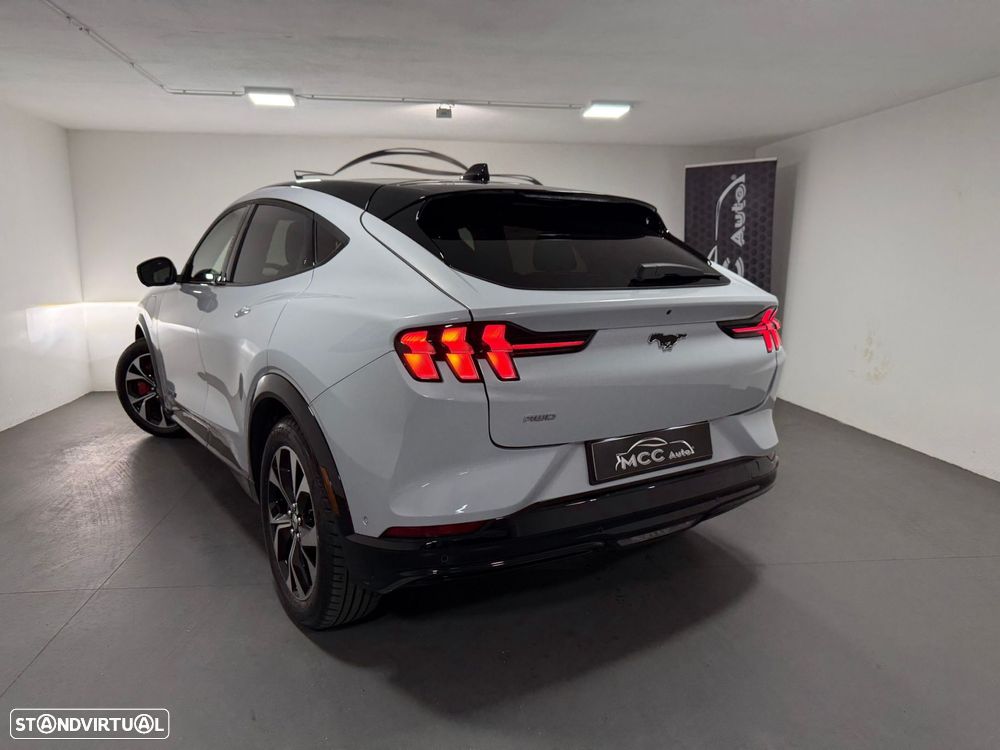 Ford Mustang Mach-E 98.7 kWh Premium AWD - 12
