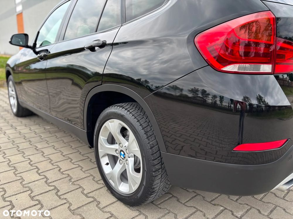 BMW X1 sDrive18d xLine - 16