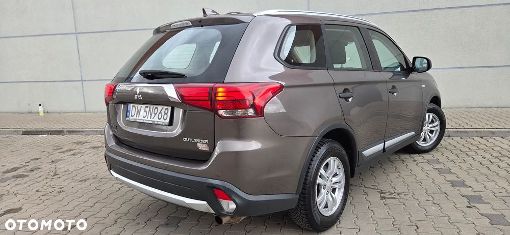 Mitsubishi Outlander 2.0 2WD Diamant Edition - 7