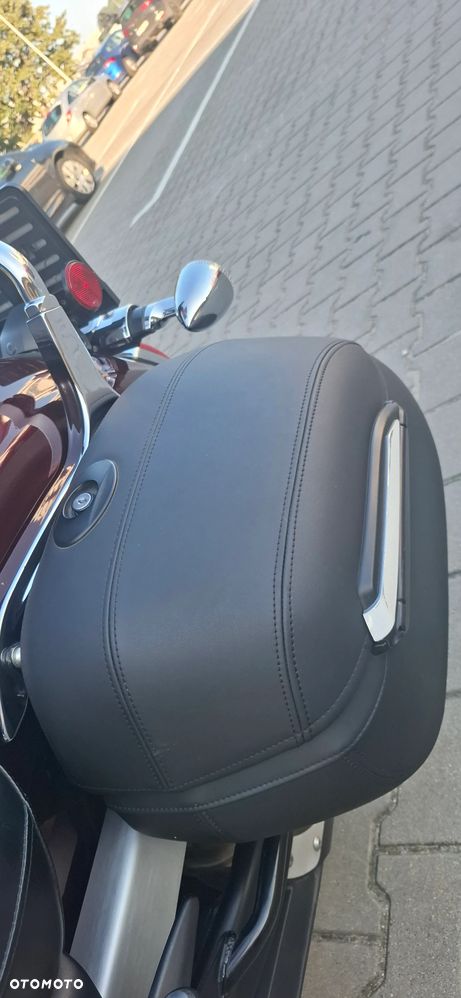 Yamaha XVS - 10