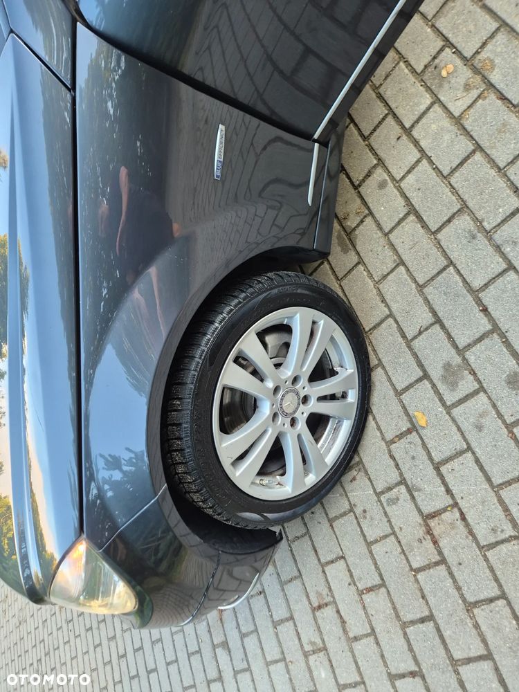 Mercedes-Benz Klasa C 220 CDI DPF Automatik BlueEFFICIENCY Avantgarde - 39