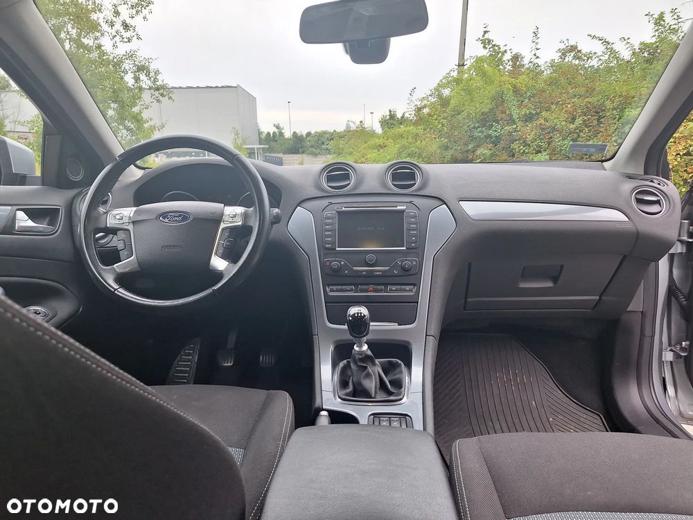 Ford Mondeo - 14