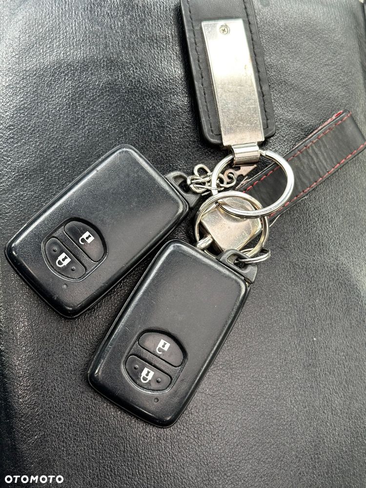 Toyota Prius+ Hybrid 135 Prestige - 32