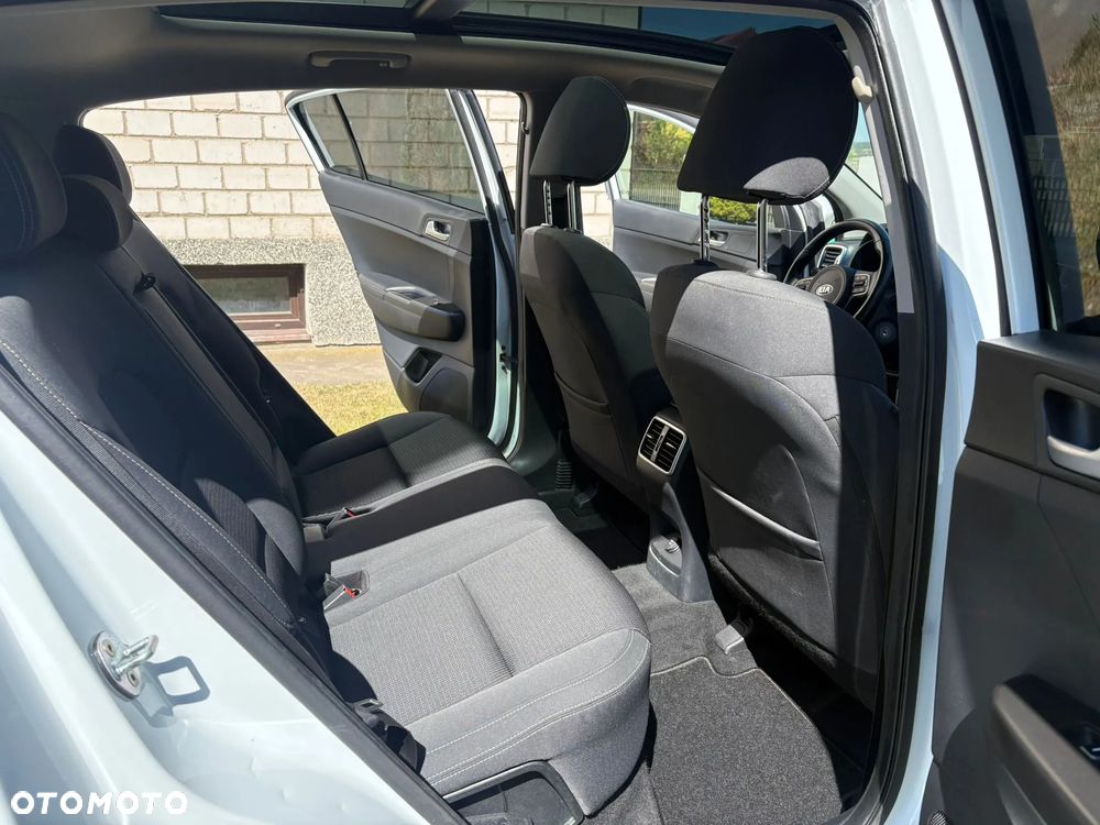 Kia Sportage 1.7 CRDI Business Line L 2WD - 17