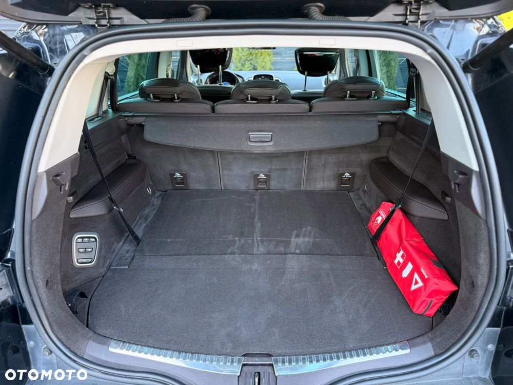 Renault Espace 1.6 dCi Energy Initiale Paris EDC 7os - 27