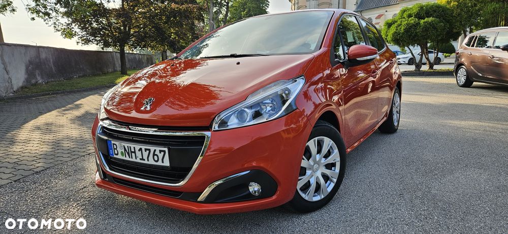 Peugeot 208 - 6