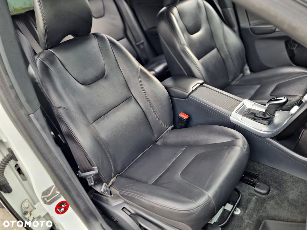 Volvo XC 60 D4 Drive-E Summum - 20