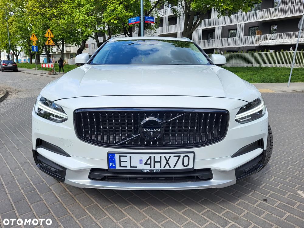 Volvo V90 Cross Country T6 AWD - 2