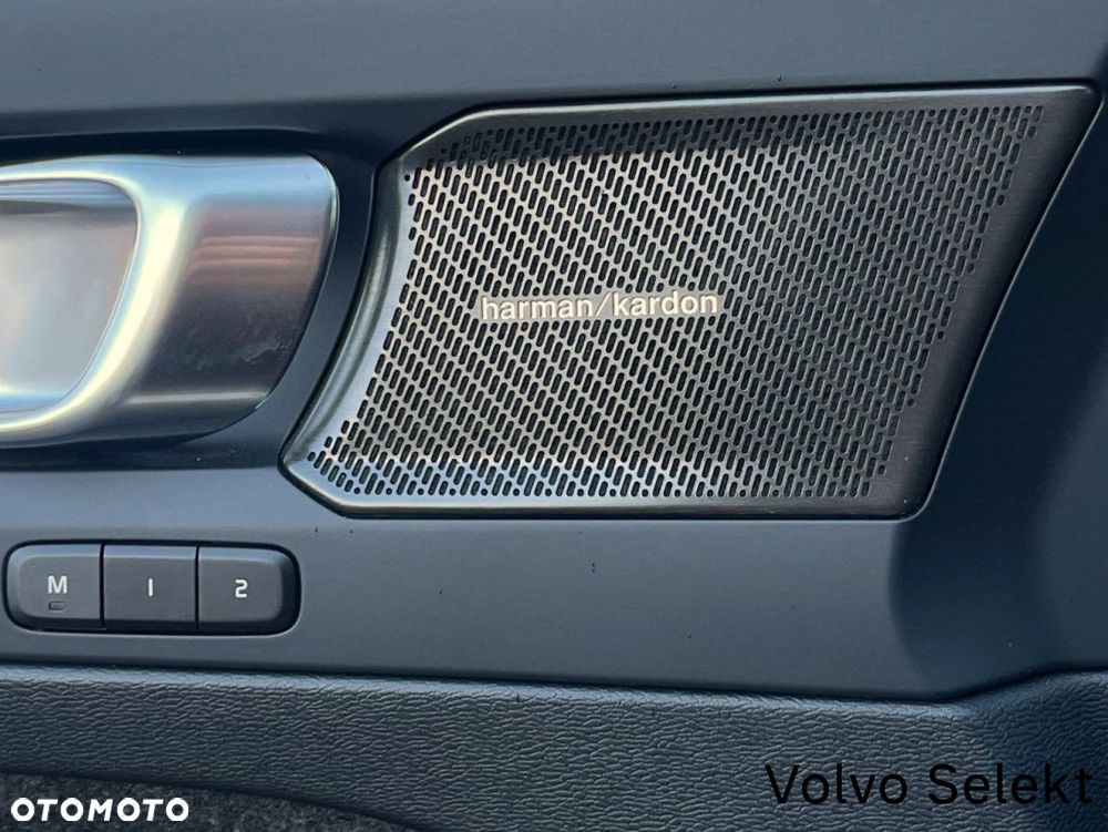 Volvo XC 40 - 28