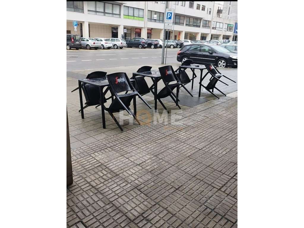 TRESPASSE - Lanchonete Pétalas | Rua Damião de Góis - Porto - Grande imagem: 4/4