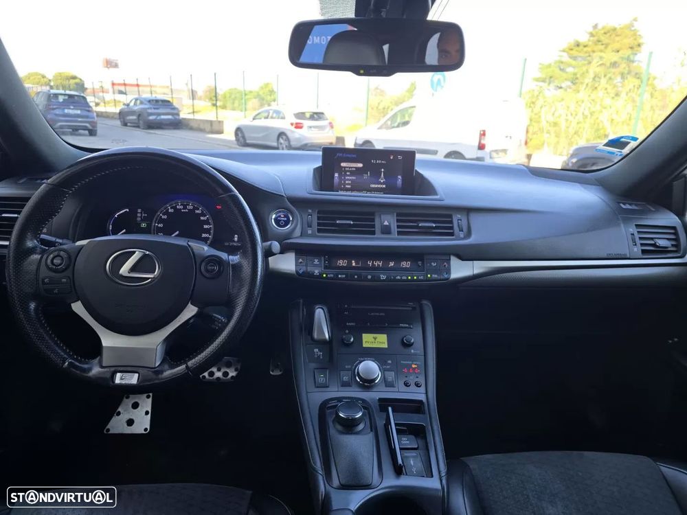 Lexus CT 200h F Sport - 9