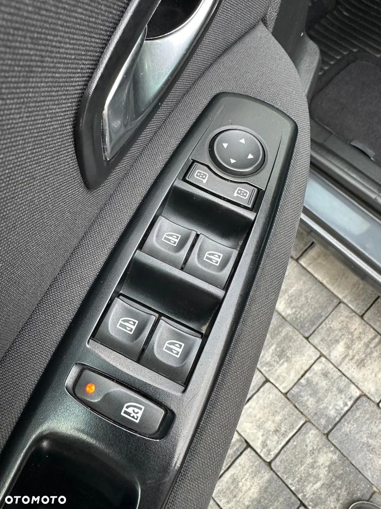 Renault Scenic - 20