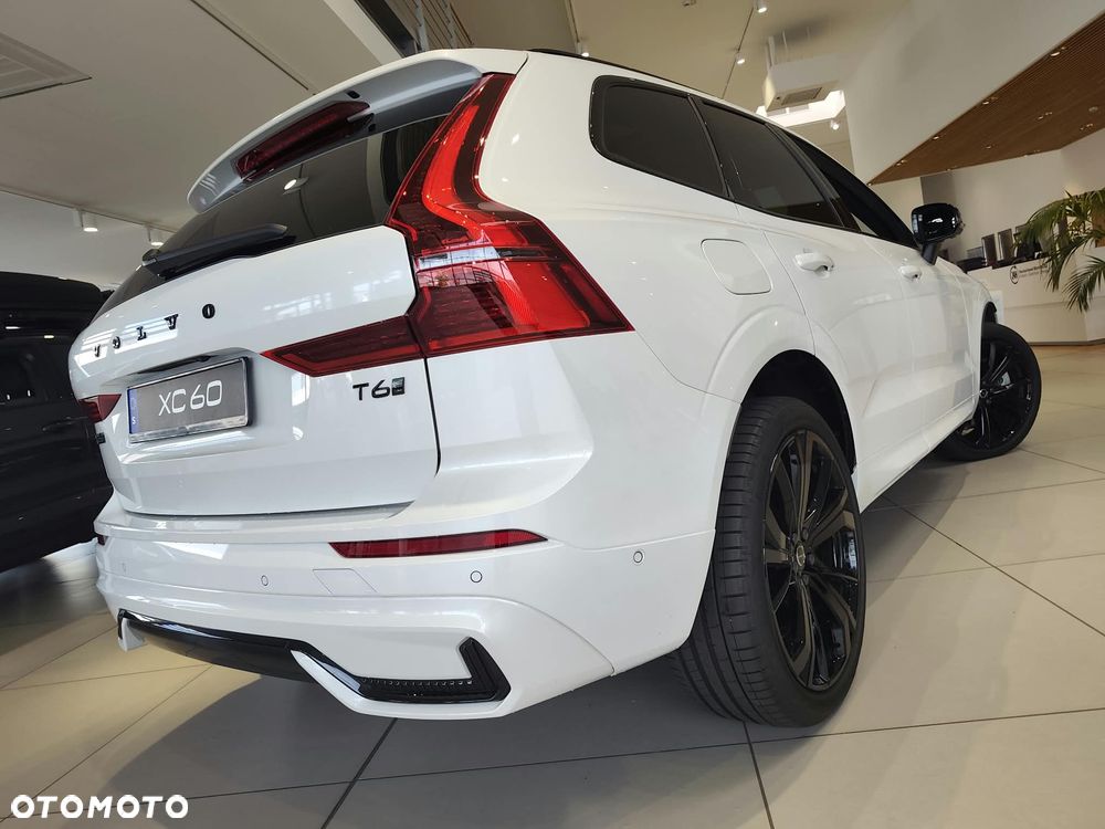 Volvo XC 60 T6 Plug-In Hybrid AWD Ultra Dark - 14