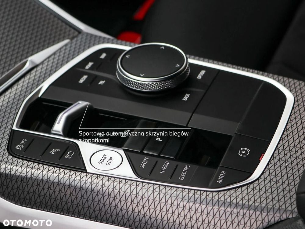 BMW Seria 3 330e xDrive M Sport sport - 13