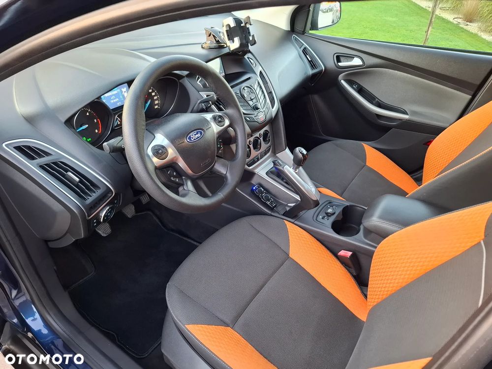 Ford Focus 1.6 TDCi DPF Champions Edition - 36