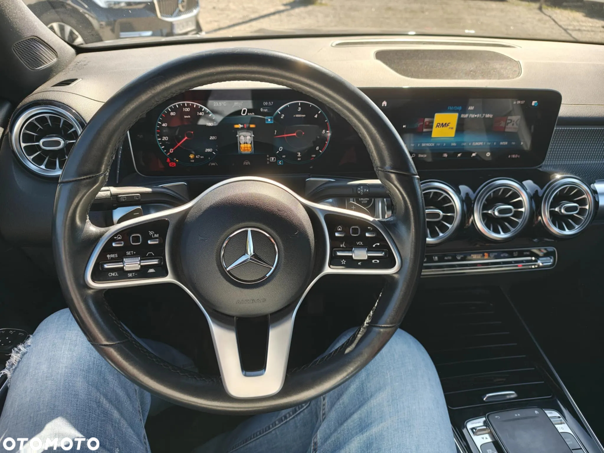 Mercedes-Benz GLB 200 d 8G-DCT Entry - 19