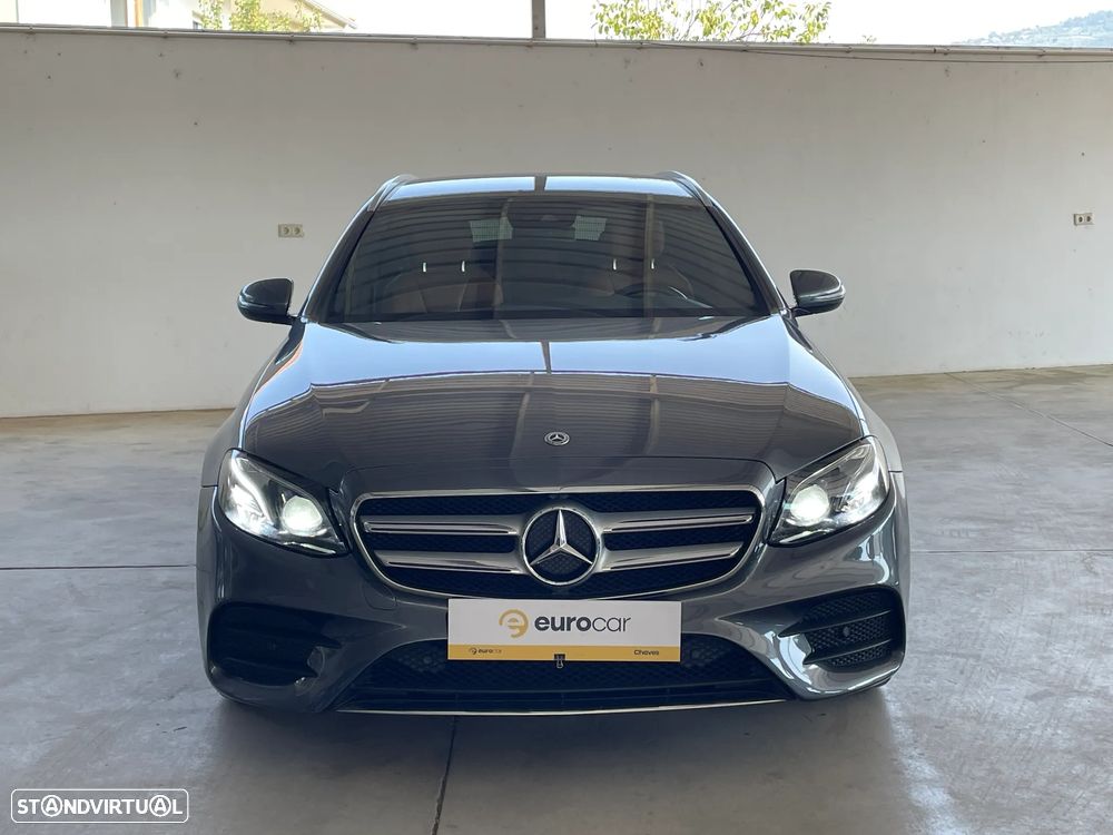 Mercedes-Benz E 220 d 4Matic 9G-TRONIC AMG Line - 8