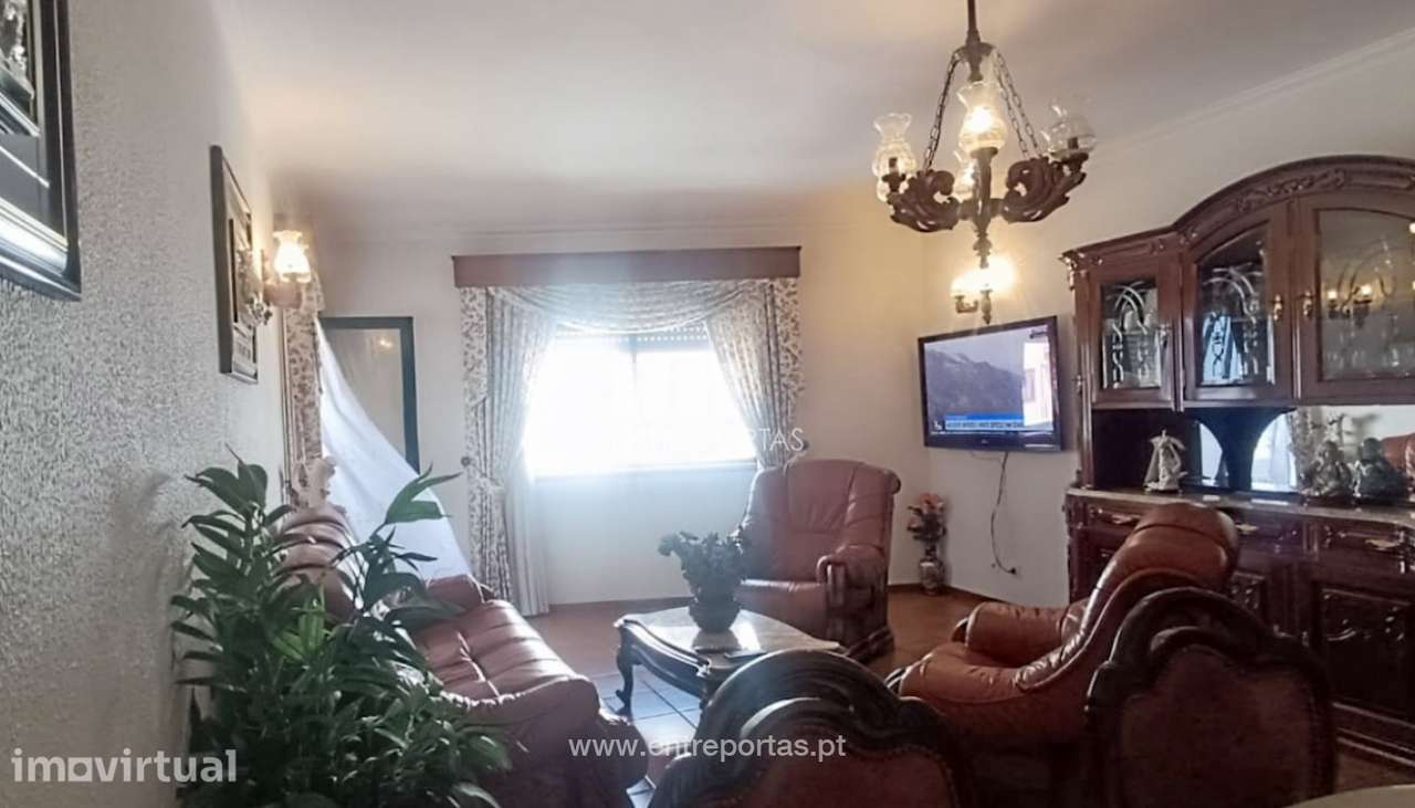 Venda de Apartamento T2 na 1ª linha de mar, Aver o mar, Póvoa de Var - Grande imagem: 2/12