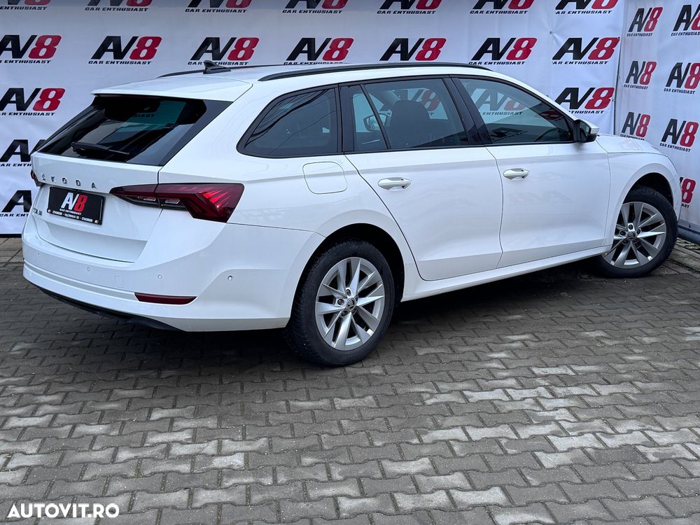 Skoda Octavia 2.0 TDI DSG Style - 4