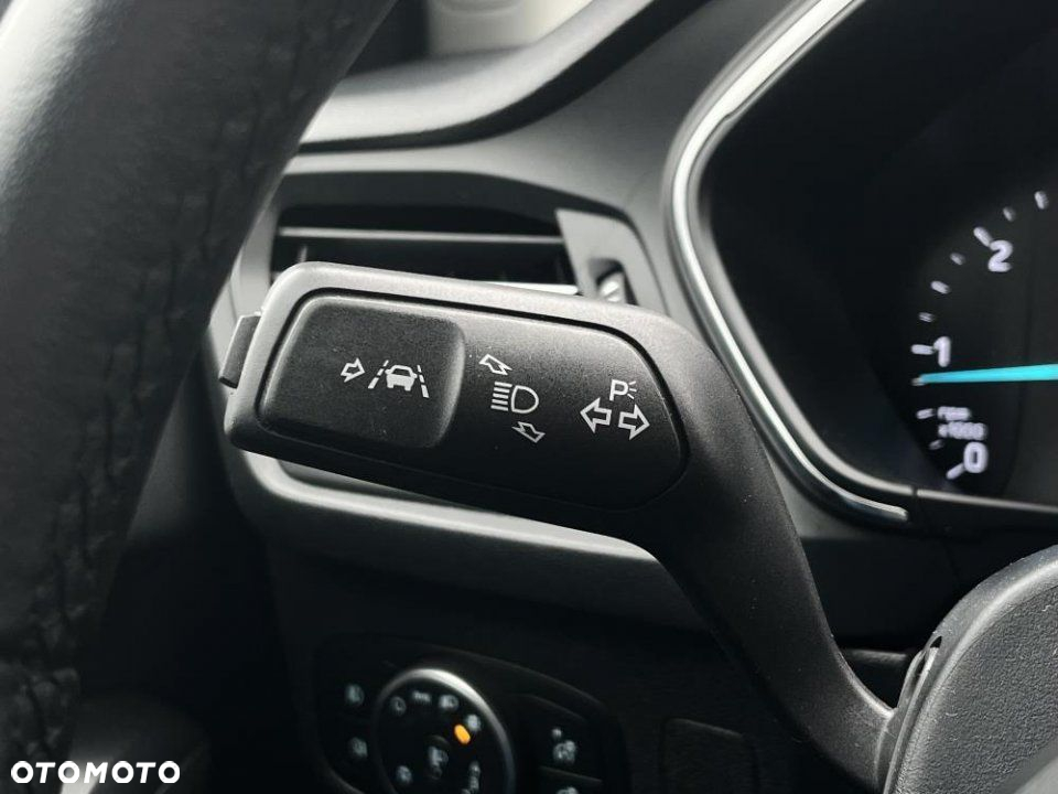 Ford Focus - 30