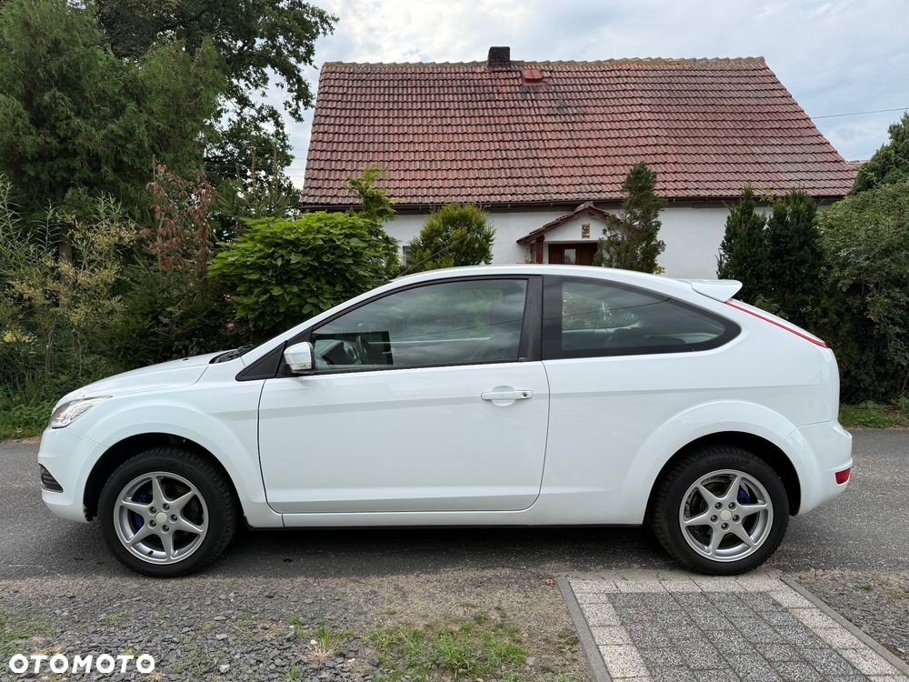 Ford Focus 1.6 16V Style+ - 2