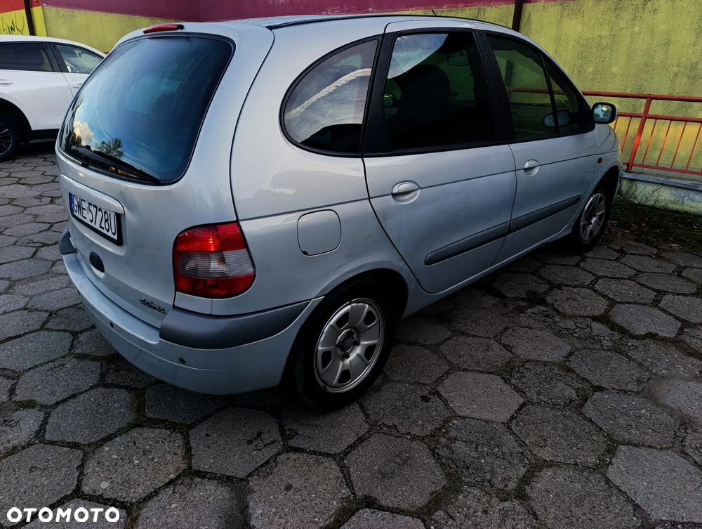 Renault Scenic ver-1-6-16v-exa - 4