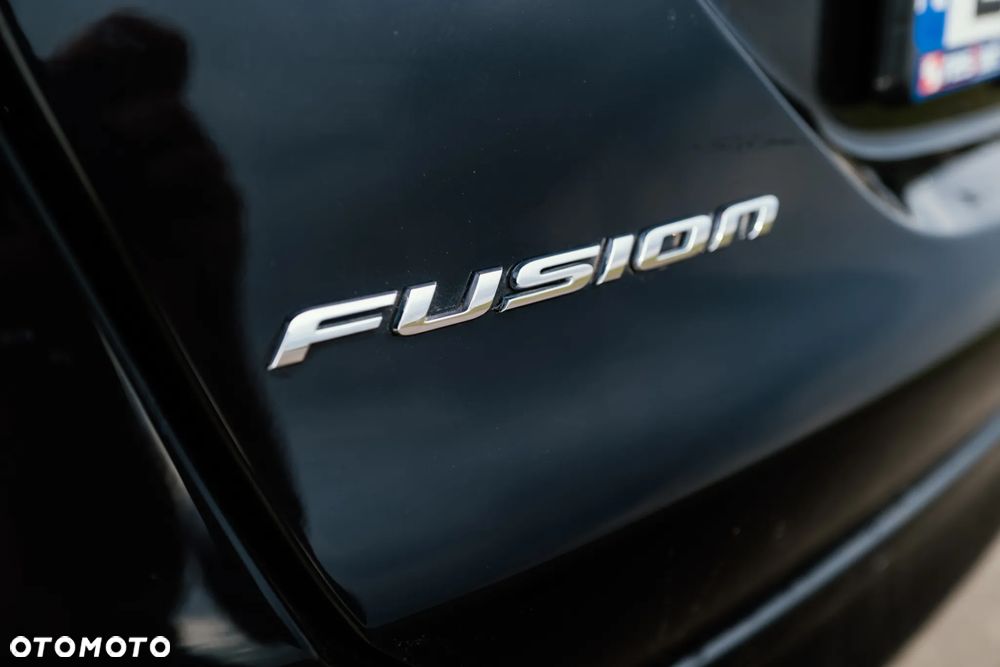 Ford Fusion - 18