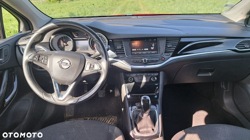 Opel Astra 1.6 D (CDTI) Start/Stop Dynamic - 21
