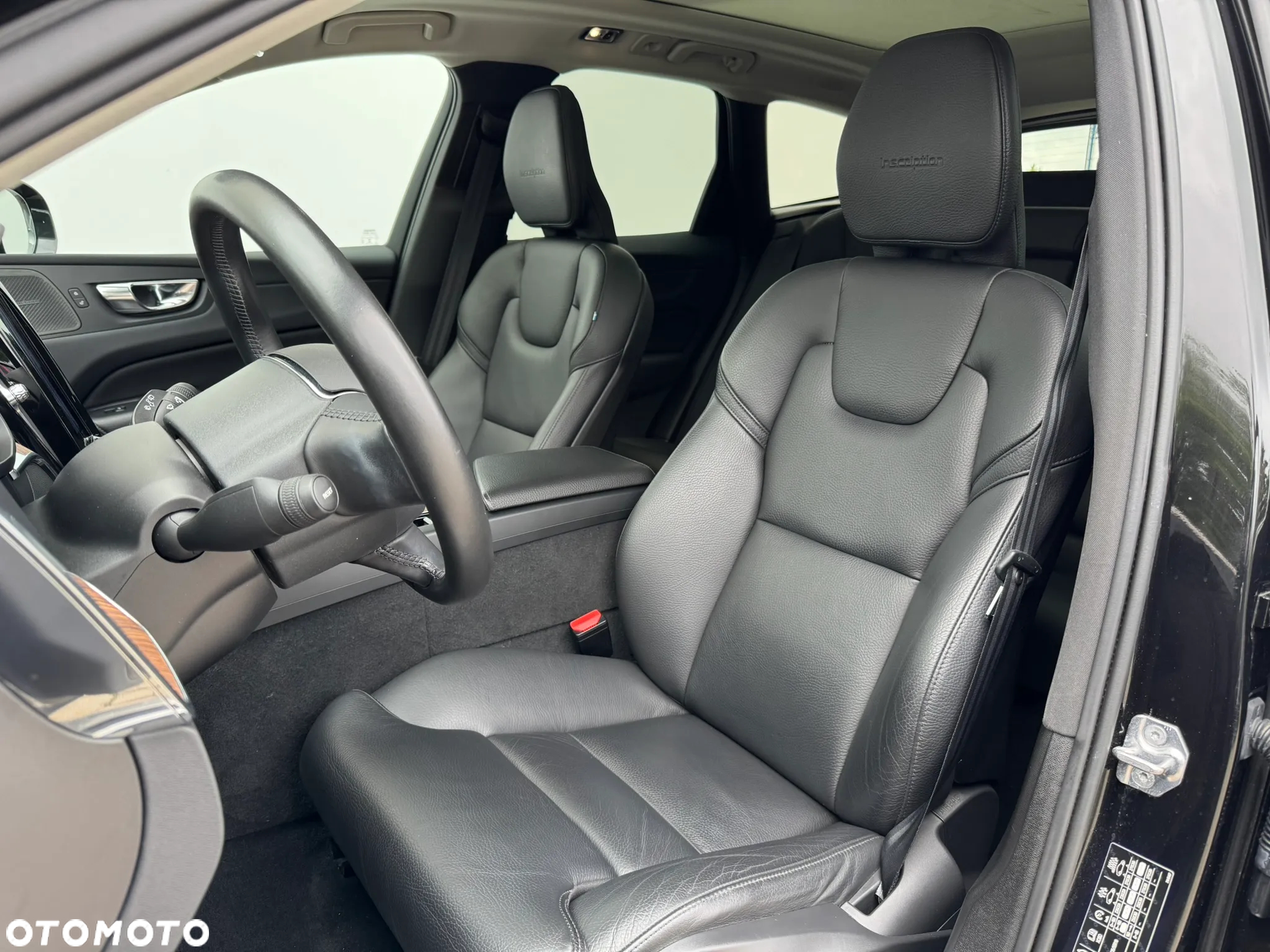 Volvo XC 60 T8 AWD Plug-In Hybrid Inscription - 13