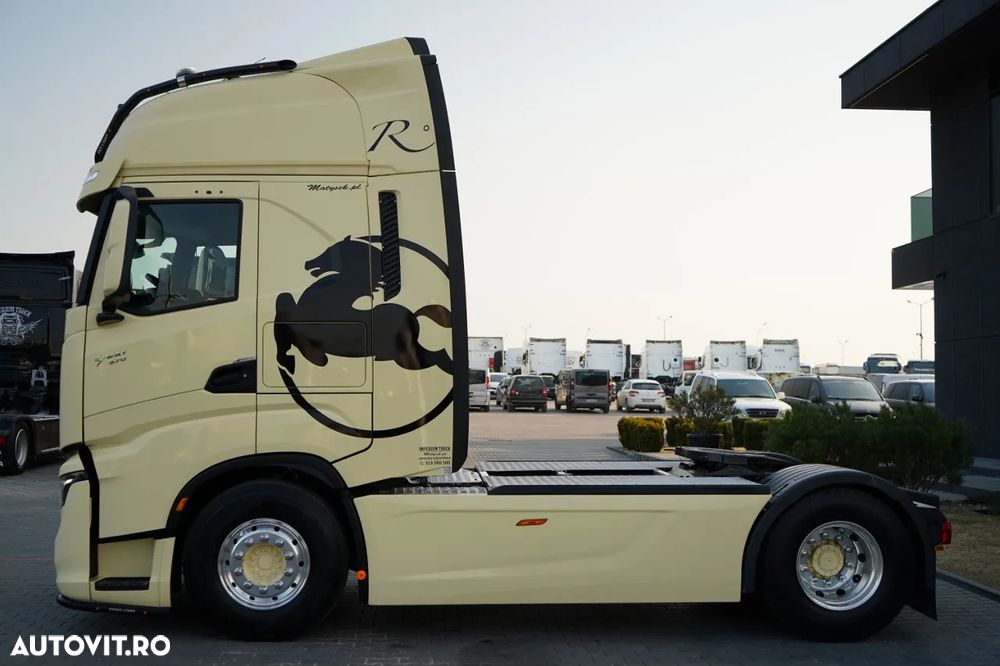 Iveco S-WAY / 570 / RETARDER / I-PARK COOL / FULL AIRMATIC / 100% ANVELOPE / JANTE DIN ALIAJ / PIELE / - 7